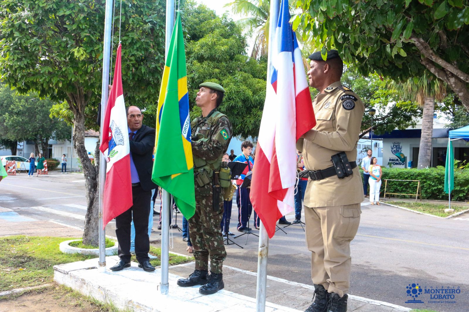 HASTEAMENTO DA BANDEIRA