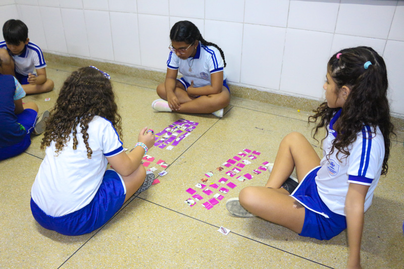 Desenvolvimento integral dos estudantes através de um jogo da memória